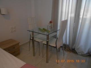Aspous Studios and Rooms - Skiros - 8
