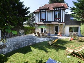 Maison de famille avec jardin clos et terrasse proche de la plage - FR-1-788-31 - Merville-Franceville-Plage - 9