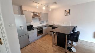 Cosy 2BR Modern Apt with Free Parking - Liverpool - 6