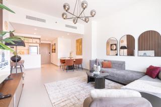 Premium Downtown Home with Burj Khalifa View - Dubai - 2