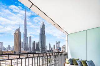 Premium Downtown Home with Burj Khalifa View - Dubai - 8