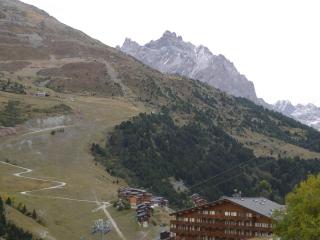 Studio divisible avec balcon, proche des pistes, animaux admis - FR-1-355-161 - 1