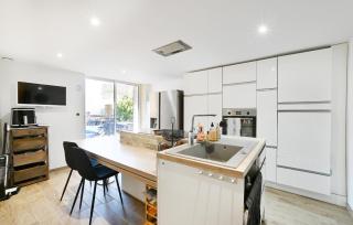 4 Bedroom Cozy Home In Codolet - Codolet - 6