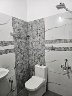 METRO Serviced Apartments - 1