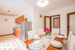 Family house with 2 apartments - Irma - Medulin - 8