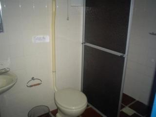 cod 109 - Casa simples com uma excelente localização - 5