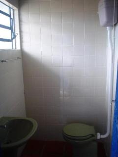 cod 109 - Casa simples com uma excelente localização - 1