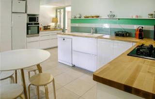 Awesome Home In Romegoux - 5