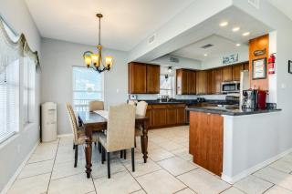 Las Brisas Beach Getaway - Big Ocean Views! - Surfside Beach - 6