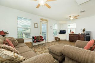 Phoenix Rising - Chill Beach Vibes, 4 Decks! - 3