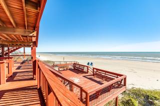 Unobstructed Oceanfront SPECKLED TROUT Unit 5 Beach Pad! - Surfside Beach - 6