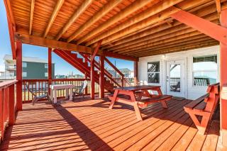 Unobstructed Oceanfront SEA OTTER Unit 4 Beach Pad! - Surfside Beach - 5
