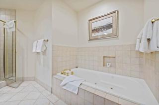 Villa Montane 117 by East West Hospitality - 2