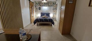 Gîte de L'Olivier, classé, climatisé, jardin avec parking gratuit devant le logement et à 5 minutes du centre-ville à pied - LʼIsle-sur-la-Sorgue - 7