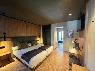 Yomo Petit Paris - Encamp - 0