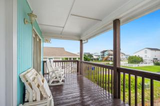 Capt Roy's - Oak Island - 9