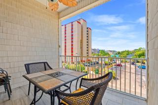 Winward Palms B - 5