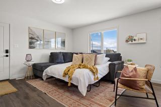 Castle View I Sleeps 15 I Kitchen I Netflix I TV - 2