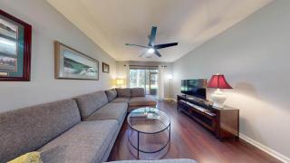 True Blue Golf Getaway 2 Bedroom - 2