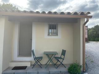 Studio neuf tout équipé 10 mn de Nîmes et du CHU - Parignargues - 3