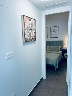 Alicante City Beach Jacuzzi Luxury Penthouse with Rooftop Terrace - Gran Alacant - 4