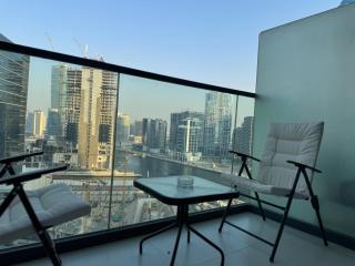 ASHRI HOLIDAY HOMES STYLISH Apartment near Burj Khalifa - Dubai - 6