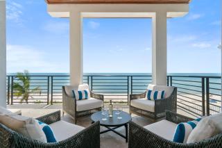 Sunset Beach, Modern, Luxury Beachfront Pool Home, Sleeps 12 - Bonita Springs - 0
