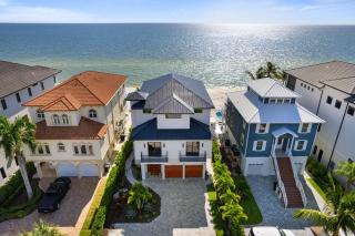 Sunset Beach, Modern, Luxury Beachfront Pool Home, Sleeps 12 - 4