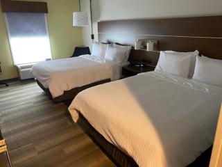 Holiday Inn Express - Greenwood - 0
