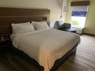 Holiday Inn Express - Greenwood - 2
