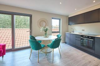 Host & Stay - The Hideaway - 2