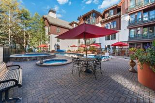 Villa Montane 221 by East West Hospitality - 3