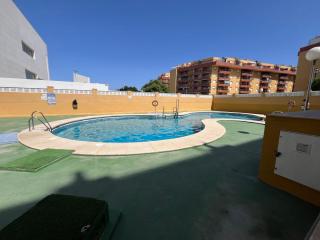 Piso en Roquetas de Mar con parking a Pocos Pasos de la Playa y Castillo - El Puerto - 8