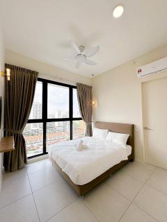 9-14 Pax Friends & Family Suites Infinity Pool & Sky Deck Penang Top View - Georgetown Penang - Jelutong - 1