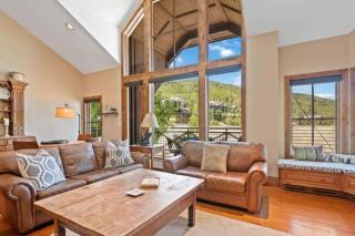Villas at Villa Montane 06 by East West Hospitality - 0