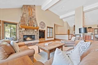 Villas at Villa Montane 06 by East West Hospitality - 7