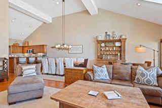 Villas at Villa Montane 06 by East West Hospitality - 6