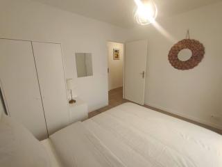 Gustave Roussy, New building, 3 bd & Salon, 2 WC - 4