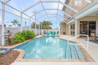 Foosball, Shuffleboard, Heated Saltwater Pool - Coastal Point - Roelens - Cape Coral - 9