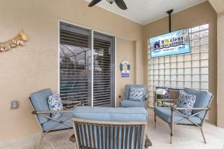 Foosball, Shuffleboard, Heated Saltwater Pool - Coastal Point - Roelens - Cape Coral - 8