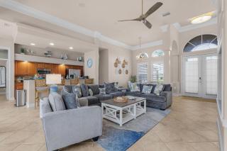 Foosball, Shuffleboard, Heated Saltwater Pool - Coastal Point - Roelens - Cape Coral - 1