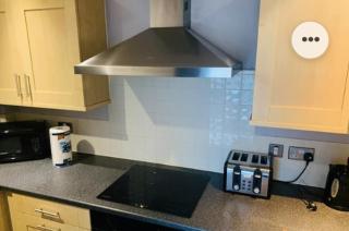 2 Bedroom FREE Parking by Concert Square sleeps 8 - 5