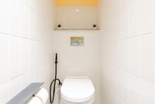 grey l studio apartments Downtown Alexandria Menasce House - 1