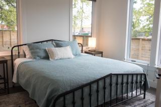 Restful sanctuary minutes from downtown - Nashville - 1