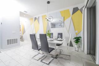 EPIC STYLISh retreat With Free water park near Disney - Kissimmee - 8