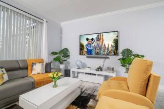EPIC STYLISh retreat With Free water park near Disney - Kissimmee - 2