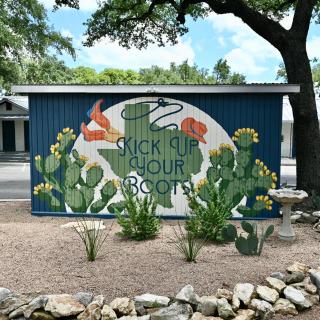 Blanco County Inn & Guesthouses - Blanco - 4