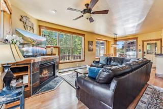 Mountain Escape with Hot Tub Near Ski Resorts and I 70 - 0