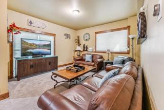 Mountain Escape with Hot Tub Near Ski Resorts and I 70 - 9
