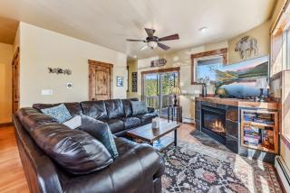 Mountain Escape with Hot Tub Near Ski Resorts and I 70 - 3